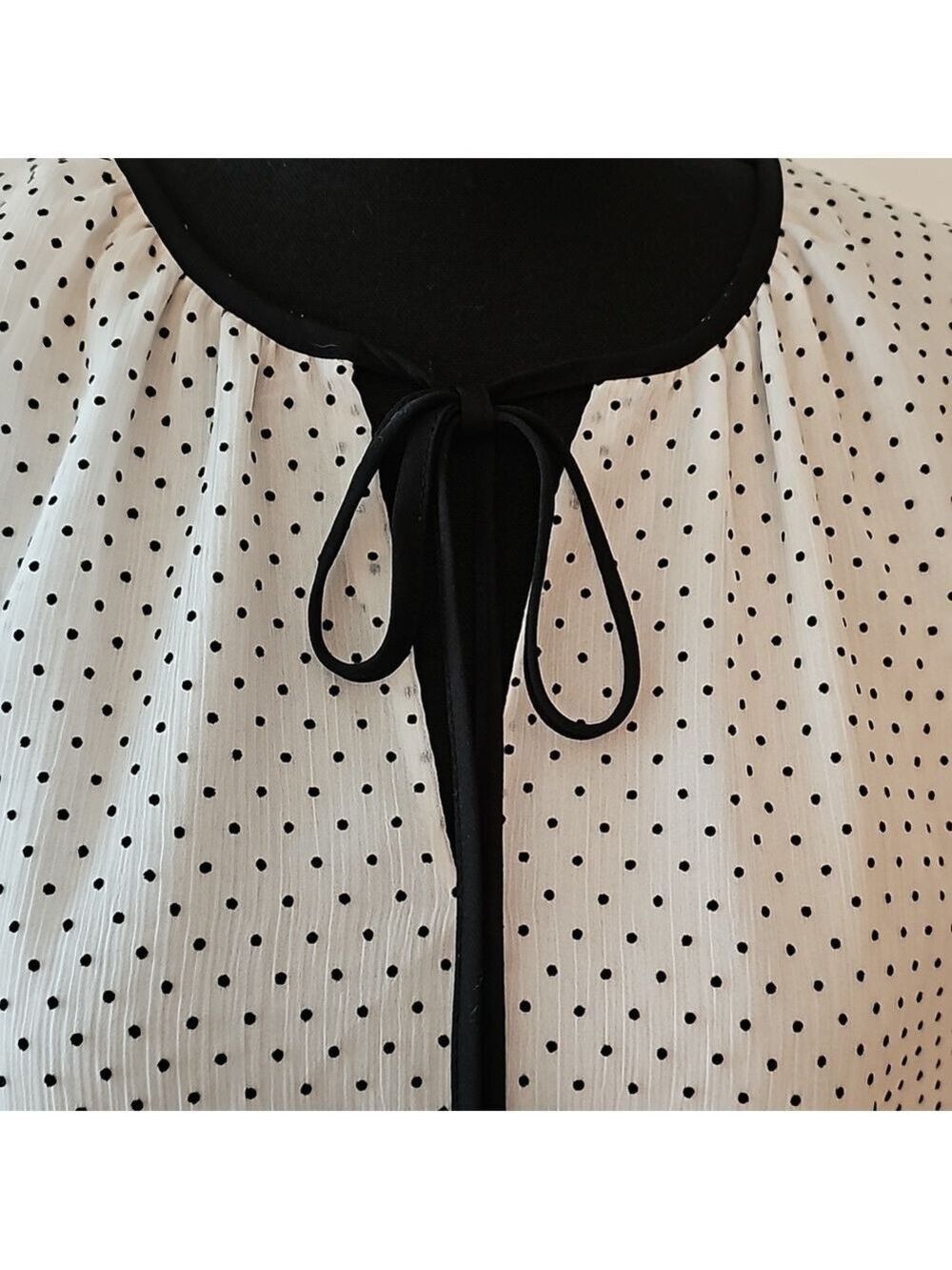 WHBM Polka Dot Blouse - Picture 2 of 9